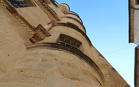 Uzes, Au Coeur Du Centre Medieval Le Logis Du Consul Un Bien D'Exception Du Xvieme Siecle